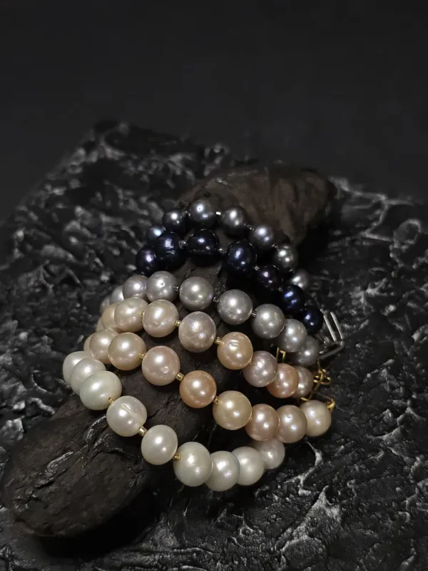 chanel braslet color Chanel