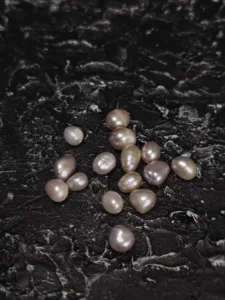 Perła Słodkowodna Fioletowa 9x6 mm