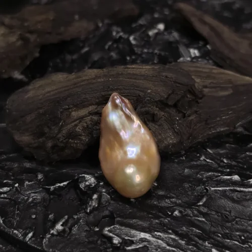 Perła Barokowa Fioletowo-złota  wysokej jakośći  32x19x12mm