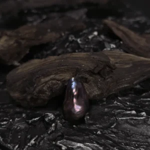 Perła Barokowa Ciemnogranatowy paw wysokej jakośći 24x15x14 mm