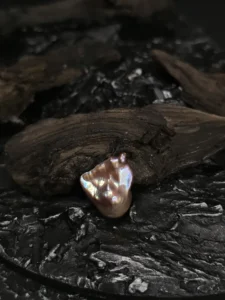 Perła Barokowa Fioletowa  wysokej jakośći  24x19x14mm