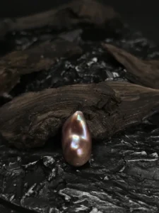 Perła Barokowa Fioletowa wysokej jakośći  27x15x14mm