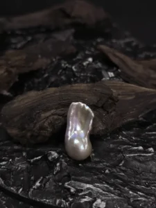 Perła Barokowa Szara  wysokej jakośći 30x14x14mm