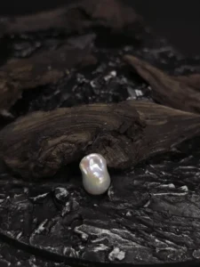 Perła Barokowa Biała wysokej jakośći 18x12x11mm
