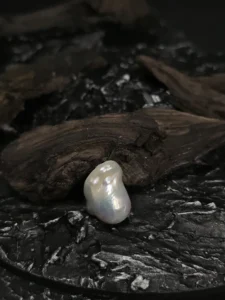 Perła Barokowa Biała wysokej jakośći 23x16x14mm