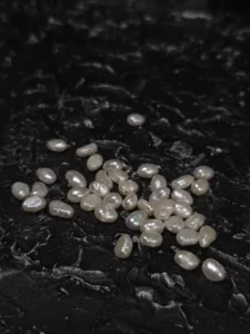 Perła Słodkowodna Biała 7x4 mm