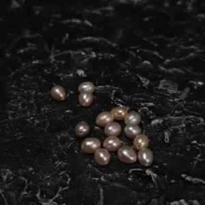 Perła Naturalna Brzoskwiniowa Ryż  7x5 mm