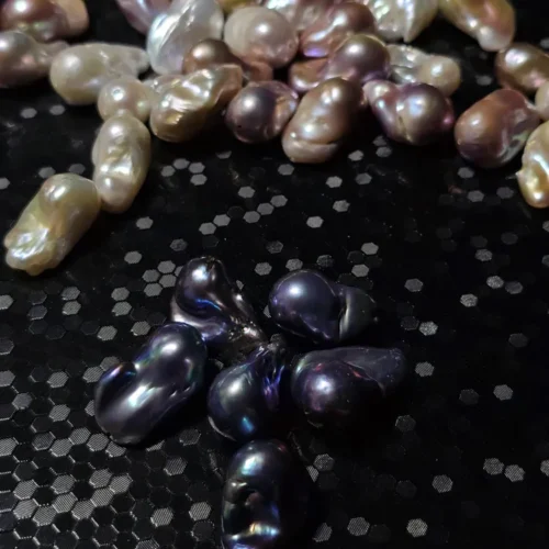 Perła Barokowa Paw 25-29mm