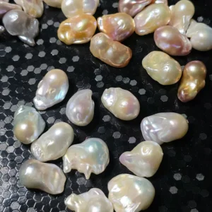 Perła Barokowa Biała 23-25mm