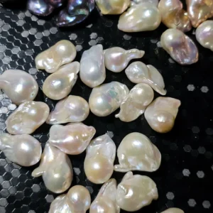 Perła Barokowa Biała 23-25mm