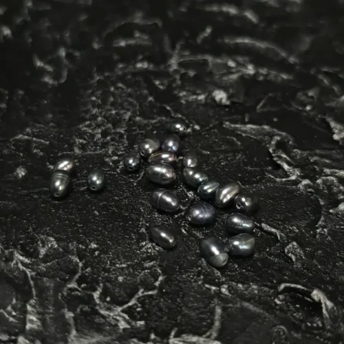 Perła Naturalna Szara Paw Ryż 6x4mm