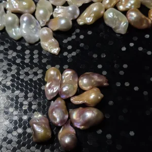Perła Barokowa Fioletowa 25-29mm
