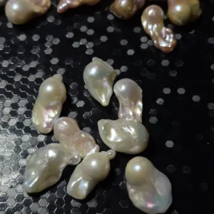 Perła Barokowa Biała 25-29mm