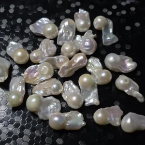 Perła Barokowa Biała 22-25mm