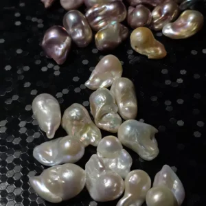 Perła Barokowa Biała 25-29mm